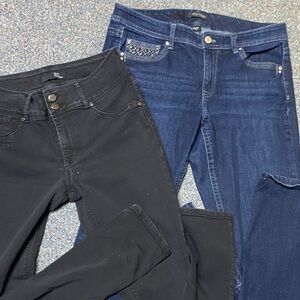 1822 Denim Women's Black and Dark Blue Skinny Jeans